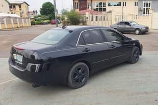 A picture of 07 Honda Accord DC in super Sharp condition Buy and
