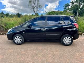 A picture of Toyota spacial