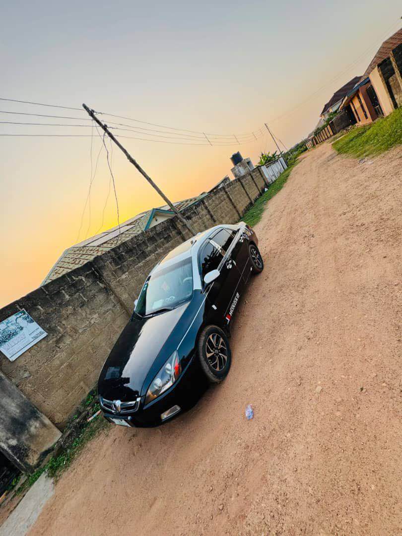 A picture of 07 Honda accord DC Painted once Owner is an end