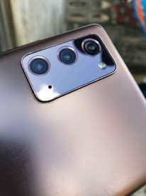A picture of SAMSUNG NOTE 20 5G RAM8 128ROM Njoo na 500k nakupa
