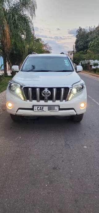 A picture of Toyota Prado VX Mileage 74 Model 2015 Engine 1kd Automatic