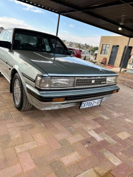 toyota cressida