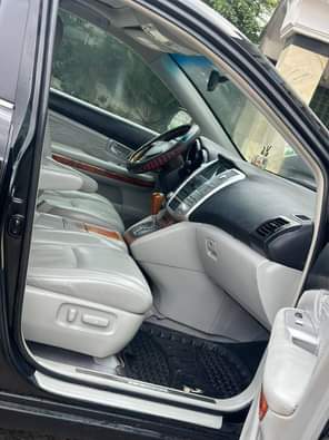 A picture of Lexus rx330 2006 Registered Recently baked on first Body Untampered