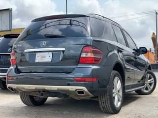 A picture of Distress sale 2010 ML 350 tokumbo Price 10 5m Location