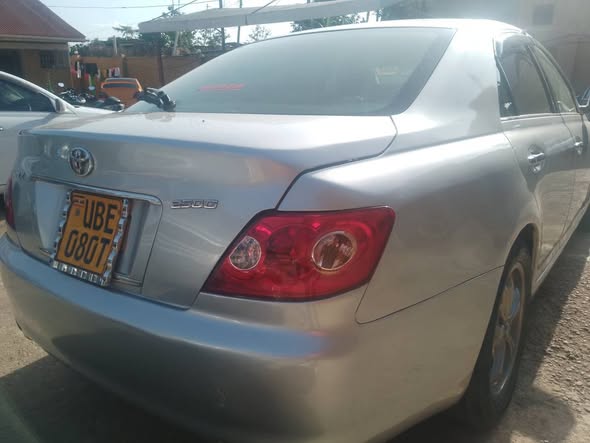 A picture of Toyota Mark X