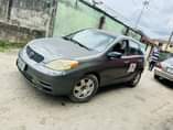 A picture of Fast deal 2004 matrix for 1 680k now car needs
