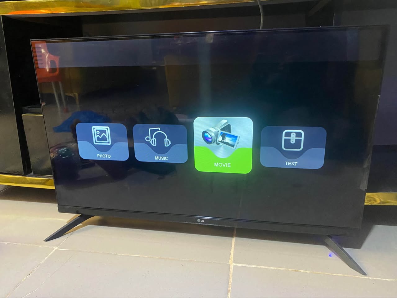 A picture of LG 32 inches Led
