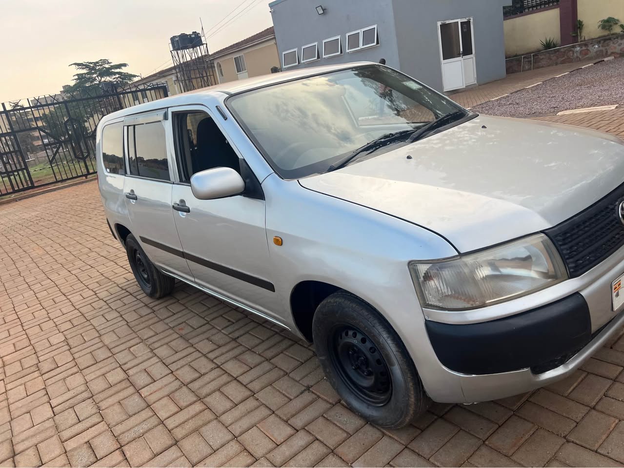 A picture of Probox at 20m call 0703457898