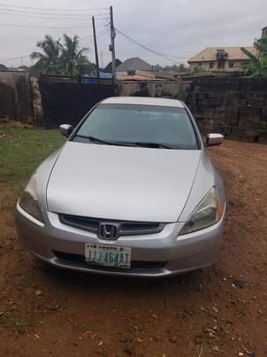 A picture of Eod available for sell 2005 manual everything working perfect nothing