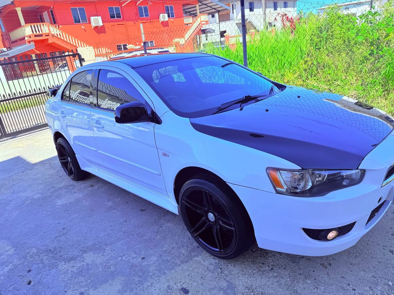 mitsubishi lancer
