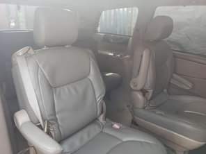 A picture of This car is big Sienna 2006 model Engine Gear AC