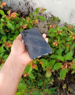 A picture of SAMSUNG A32
