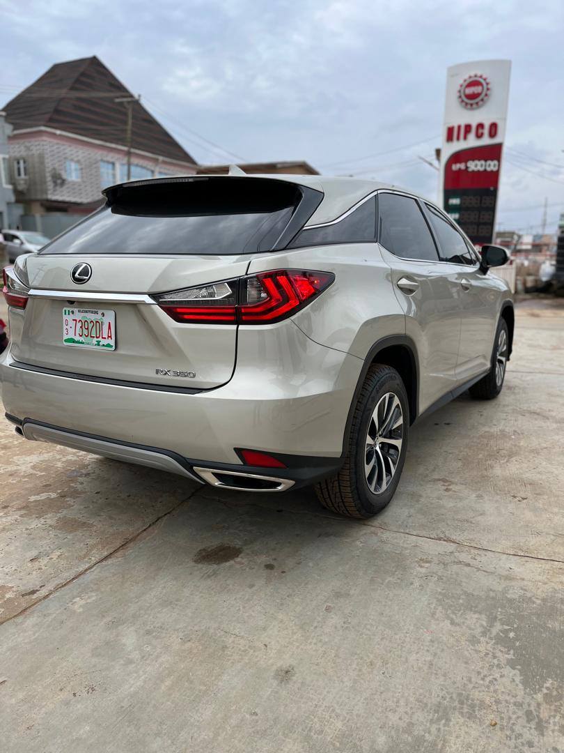 A picture of Foreign used Lexus rx350 2020 model