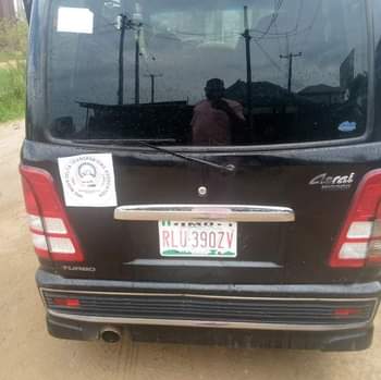 A picture of Delears market Keke bus first body hijet Automatic bought last