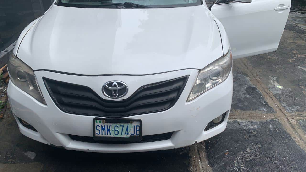 A picture of Toyota Camry 07.
