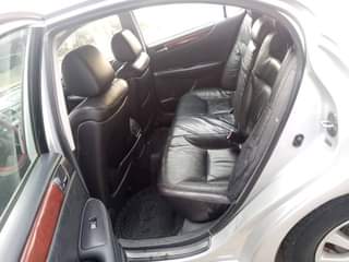 A picture of Lexus ES300