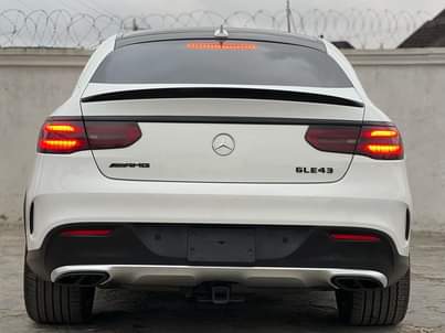 A picture of 2018 MERCEDES BENZ GLE43