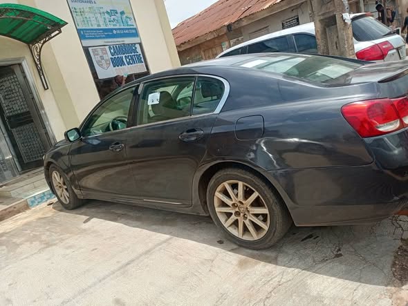 A picture of Lexus Gs First body