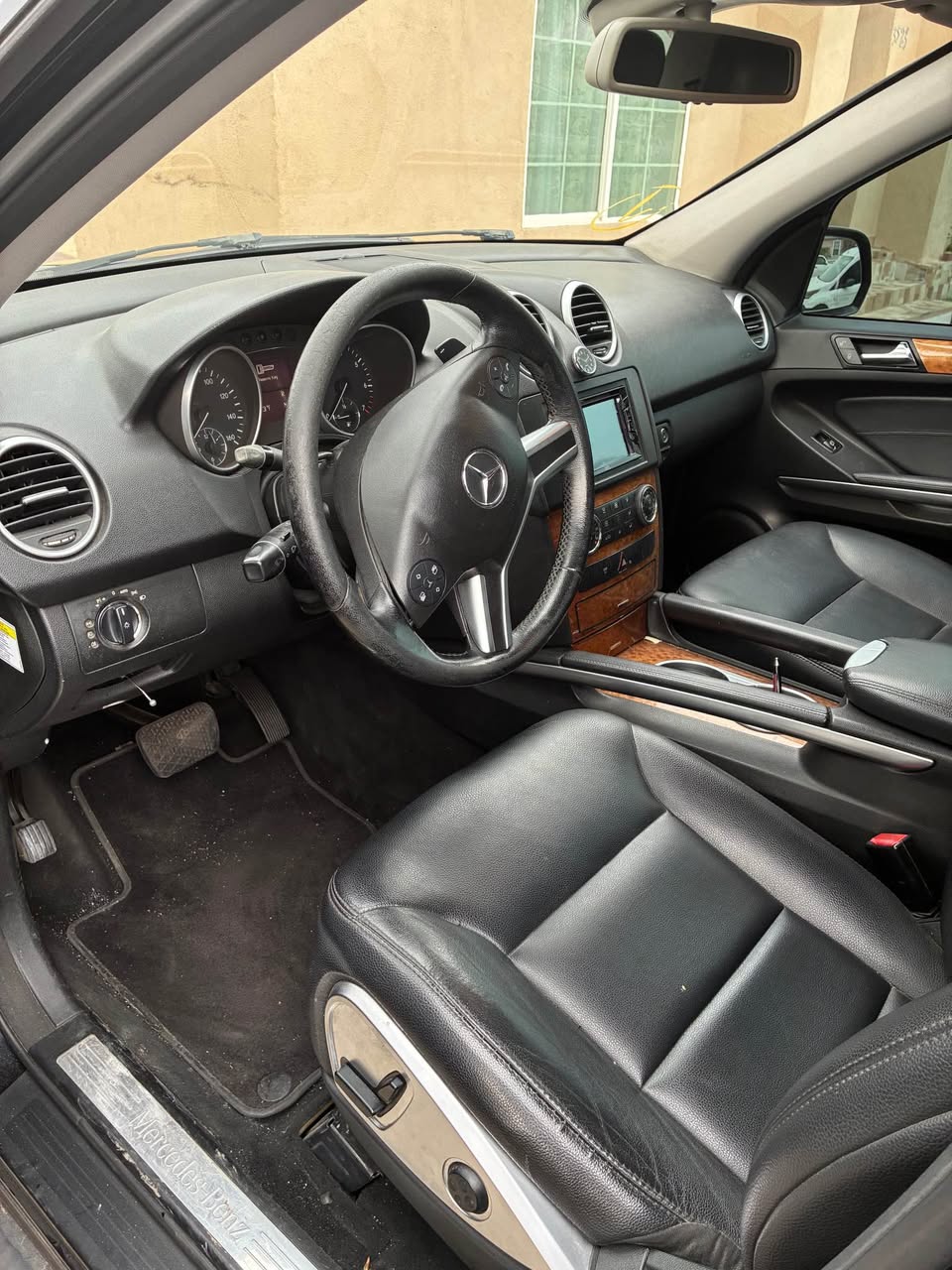 A picture of 2009 Mercedes Benz m class