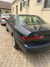 A picture of Used Toyota Camry 2000 model