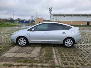 A picture of 2008 TOYOTA HYBIRD AUTOMATIC LOW MILE AGE SATNAV BLUETOOTH MP5