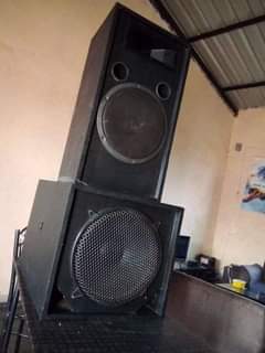 speakers