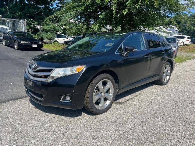 A picture of Toyota Venza 2015 XLE