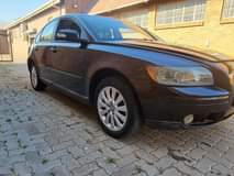 volvo s40