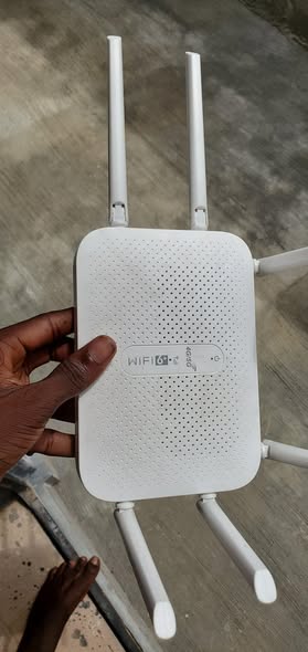 A picture of Universal 4g 5g router CP109 pro