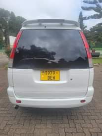 A picture of Toyota Noah