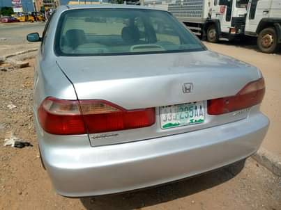 A picture of Honda Accord 04