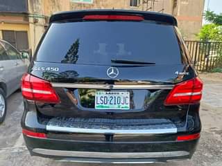 A picture of Mercedes Benz GLS450 2016
