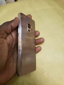 A picture of Samsung s9