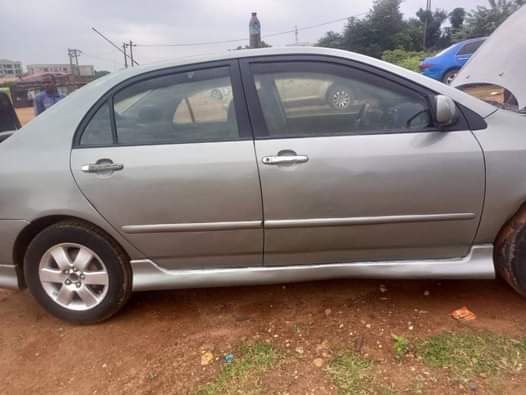 A picture of Fast fingers Toyota Corolla 04 tokunbo stardard untouched engine and