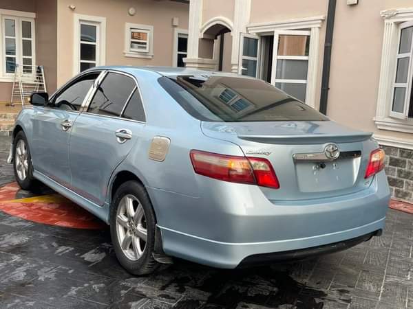 A picture of WOW OMG This is astonishing clean Camry 2007 model sport