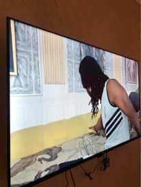 A picture of Hisense smartTv 55inches on sale 4k one month old Call