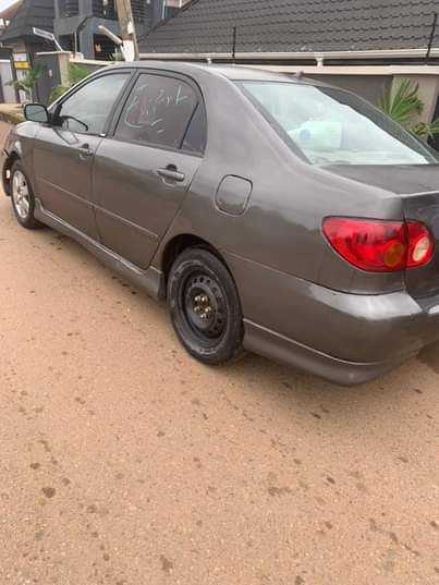 A picture of Toyota Corolla Sport direct 2005 model with excellent working condition