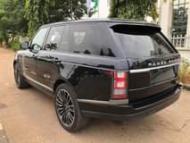 A picture of 2014 Range Rover Vouge foreign Price 30m location Abuja 08160229978