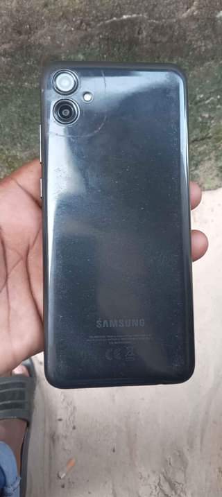 A picture of Samsung A04e 64Gb