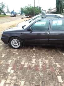 A picture of 2001 Volkswagen Gof 3 1.6