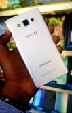 A picture of SAMSUNG A7