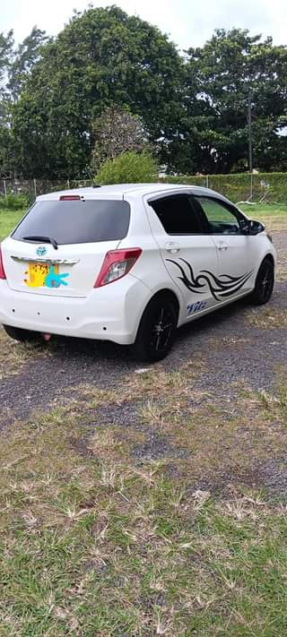 A picture of Toyota vitz 2011
