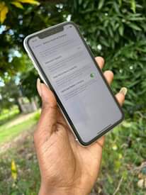 A picture of iPhone 11 64GB