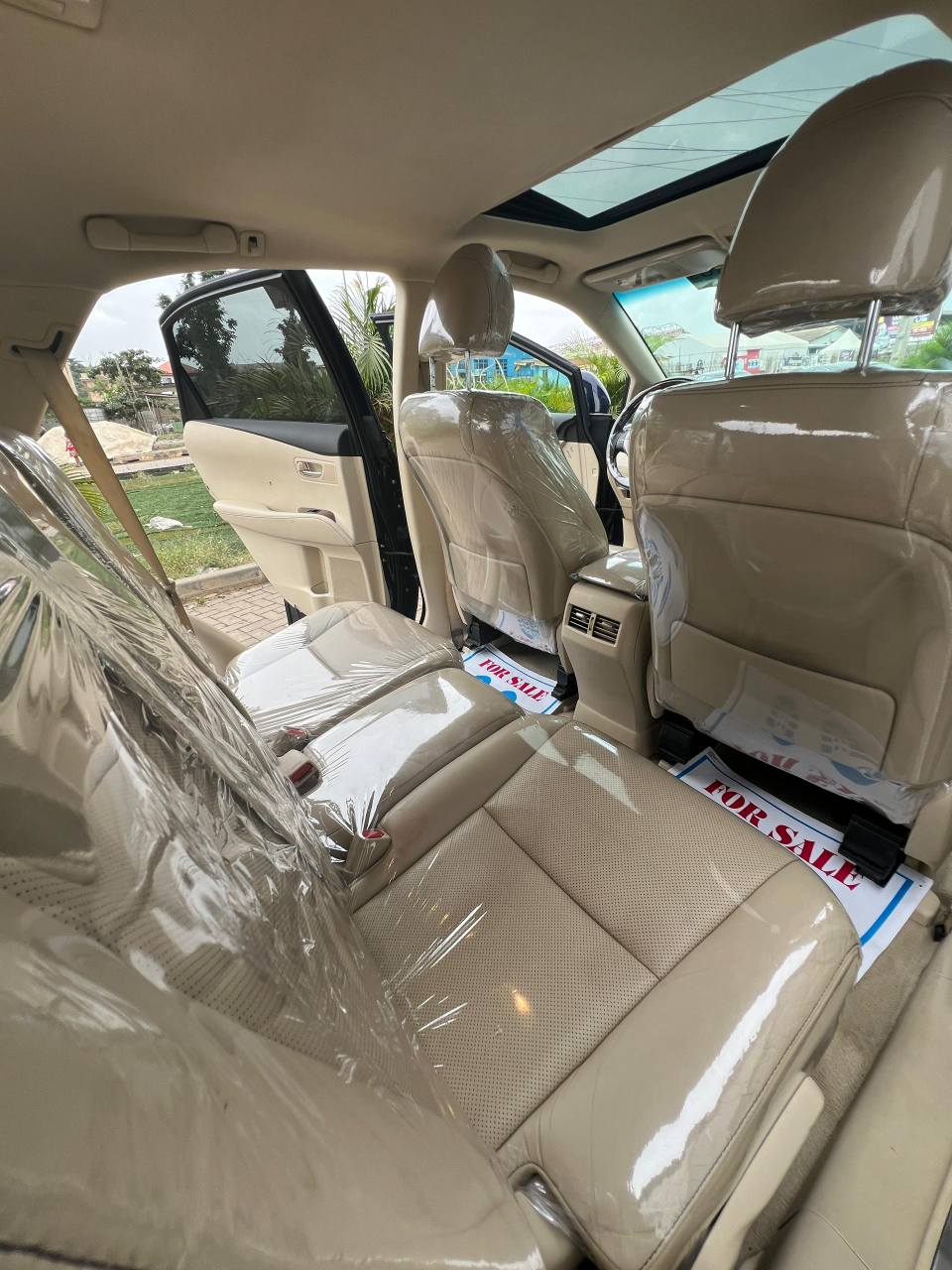 A picture of LEXUS RX 350 2015