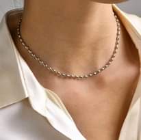 A picture of Fashionable Stainless Steel Minimalist Beaded Necklace for Women daily Decoration