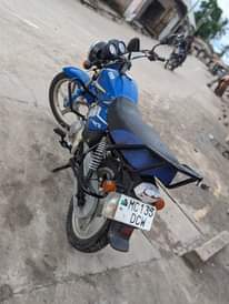 A picture of TVS STAR CC 125