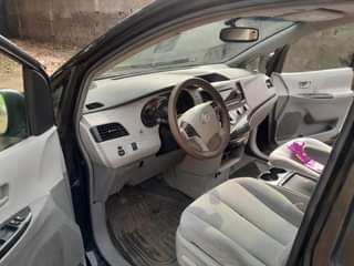 A picture of Tokumbo Toyota Sienna