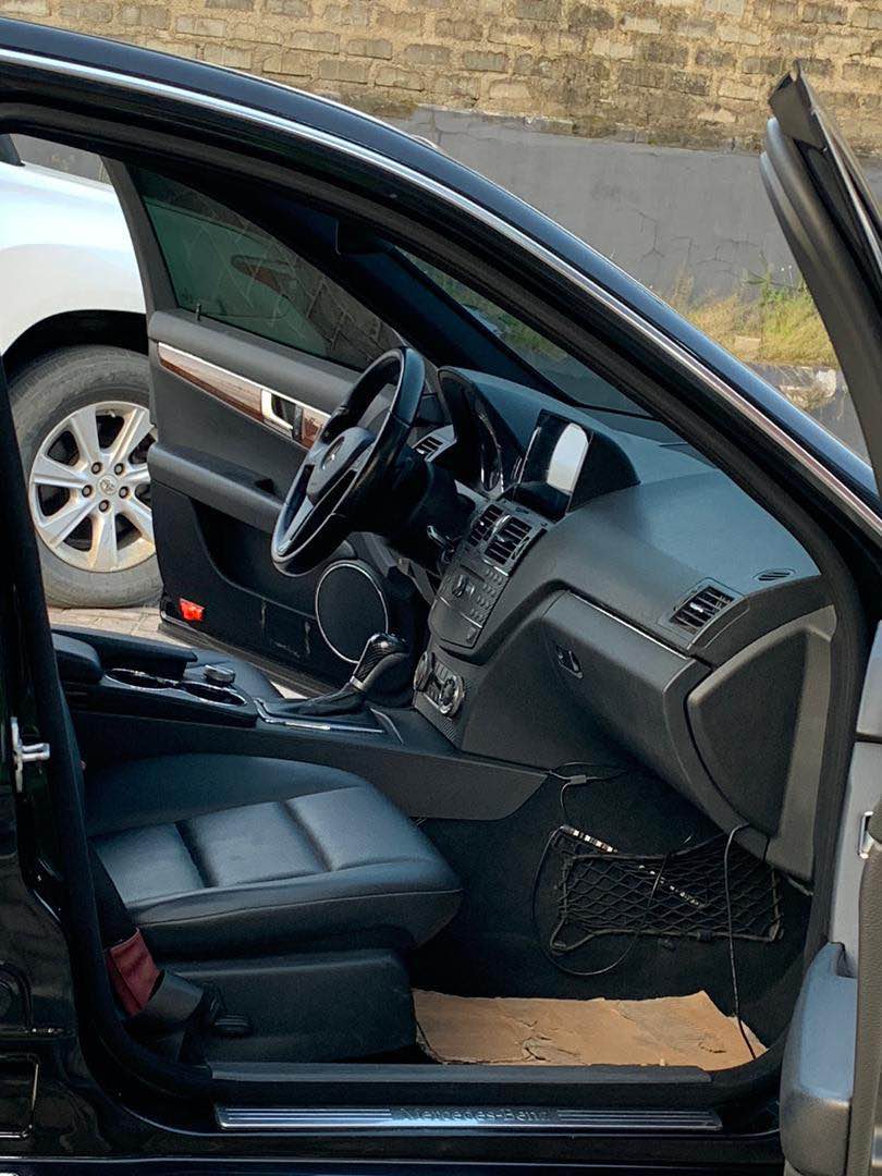 A picture of Foreign used C300 2009 model Fullest option Buy and drive