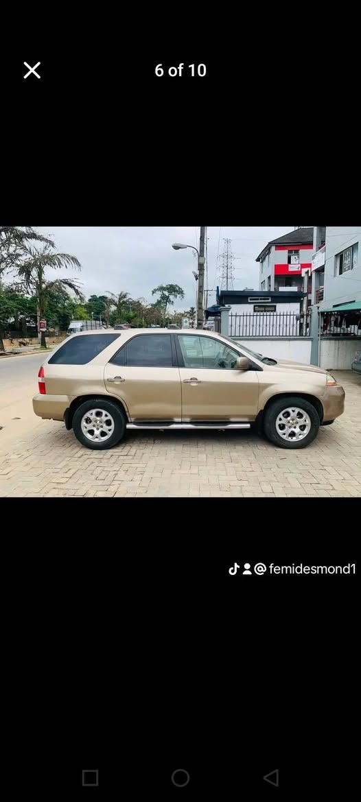 A picture of Acura MDX