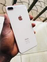 A picture of iPhone 8 Plus 64Gb at 430k